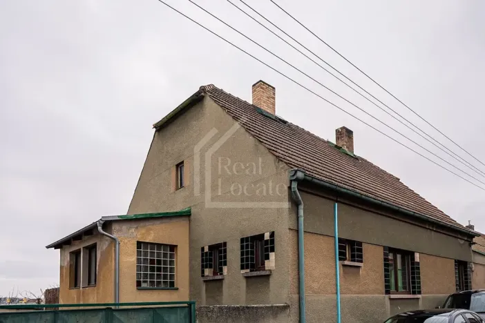 Prodej rodinného domu, Třebusice, 470 m2