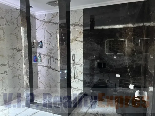 Prodej vily, Květnice, 480 m2