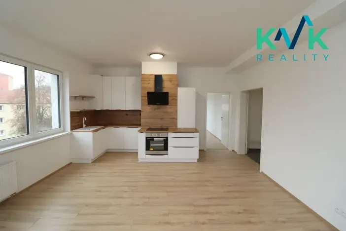 Pronájem bytu 3+kk, Karlovy Vary, Šumavská, 78 m2
