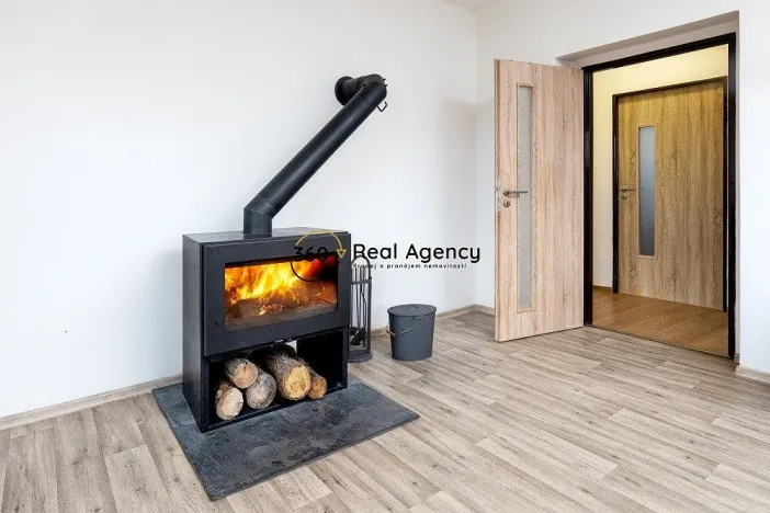 Prodej rodinného domu, Lužec nad Cidlinou, 299 m2