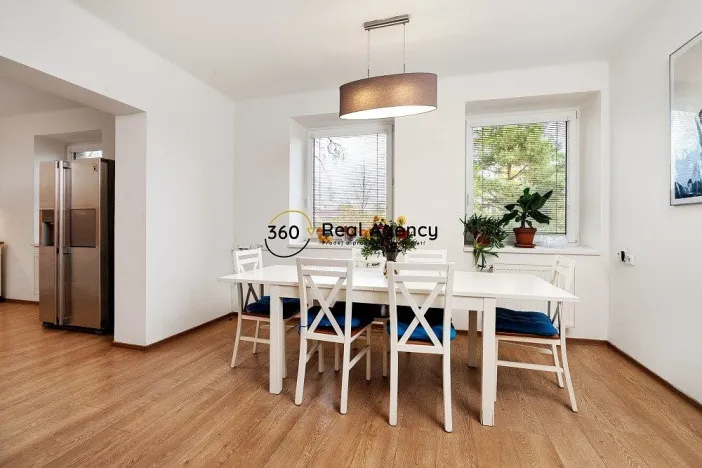 Prodej rodinného domu, Lužec nad Cidlinou, 299 m2