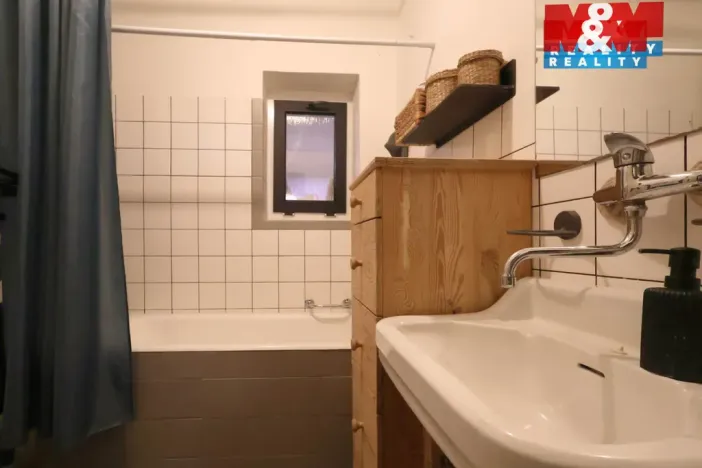 Prodej rodinného domu, Javorník, Nádražní, 196 m2