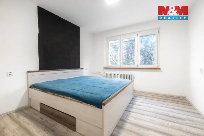 Prodej bytu 2+1, Otrokovice - Kvítkovice, Hlavní, 54 m2