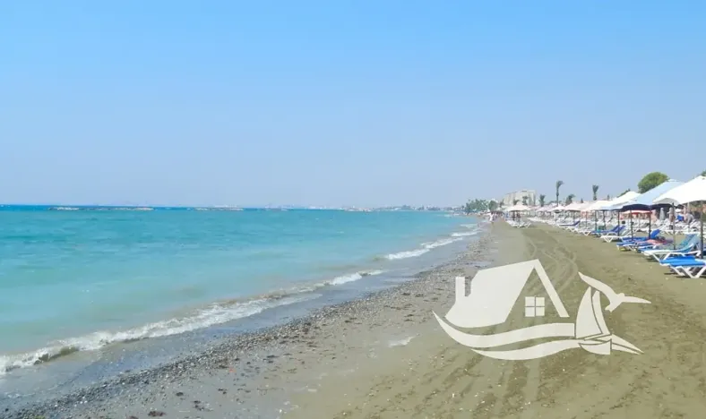 Prodej bytu 2+1, Larnaka, Kypr, 81 m2