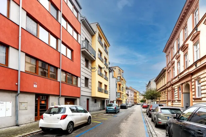 Prodej bytu 4+kk, České Budějovice - České Budějovice 3, Skuherského, 99 m2