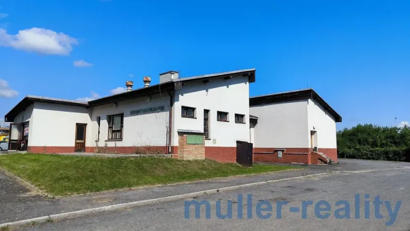 Prodej komerční, Žichovice, 753 m2