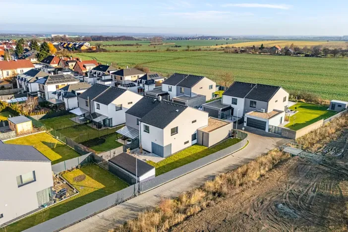 Prodej rodinného domu, Zlonín, Lísková, 192 m2