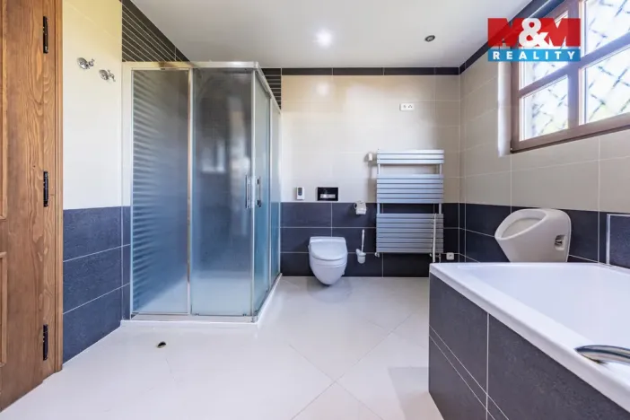 Prodej rodinného domu, Chomutov, Ve Stráni, 494 m2