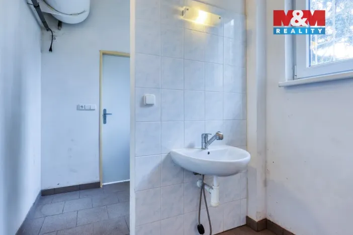 Prodej kanceláře, Karlovy Vary, Chebská, 50 m2