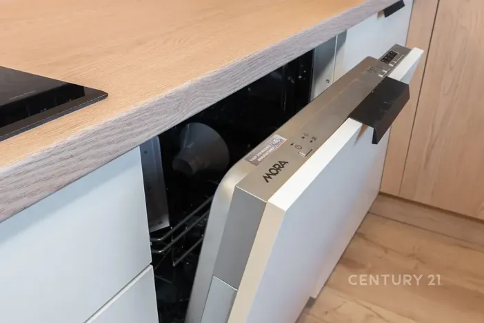 Prodej bytu 2+1, Most, Vítězslava Nezvala, 55 m2