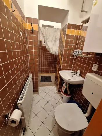 Pronájem bytu 1+kk, Praha - Vysočany, Novovysočanská, 28 m2