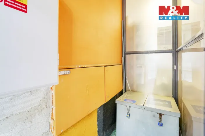 Pronájem obchodního prostoru, Plzeň - Jižní Předměstí, Goethova, 33 m2