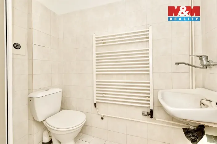 Prodej bytu 1+kk, Králíky, V Bytovkách, 25 m2