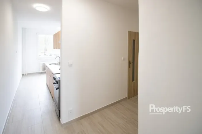 Pronájem bytu 2+1, Ústí nad Labem - Ústí nad Labem-centrum, Stará, 61 m2