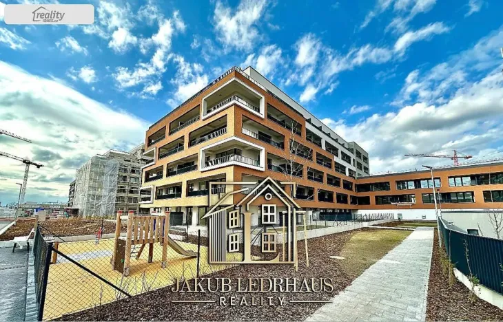 Pronájem bytu 1+kk, Praha - Hloubětín, 32 m2