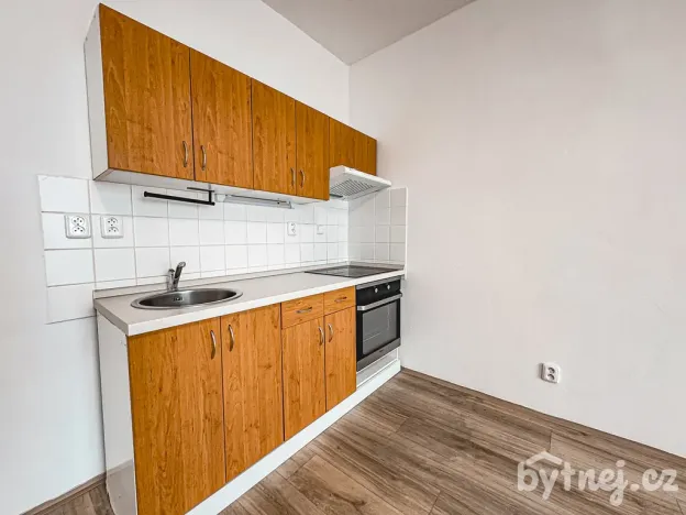 Pronájem bytu 1+kk, Blansko, Okružní, 35 m2