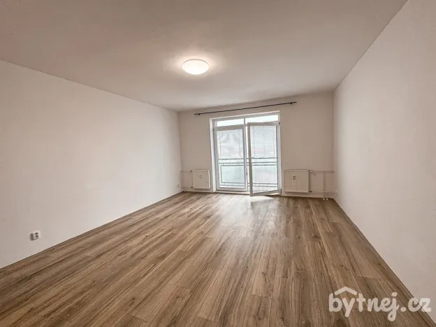Pronájem bytu 1+kk, Blansko, Okružní, 35 m2