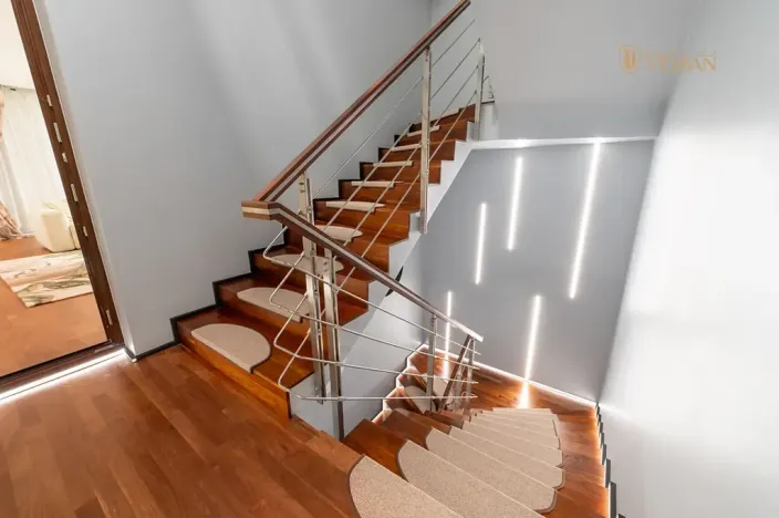 Prodej vily, Praha - Břevnov, Zeyerova alej, 473 m2