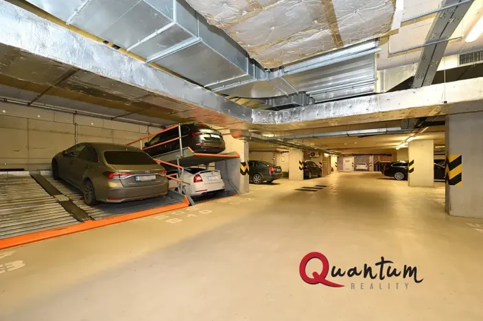 Pronájem bytu 1+kk, Praha - Košíře, Pod Kavalírkou, 30 m2