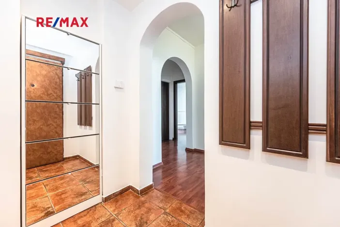 Pronájem bytu 3+1, Praha - Kobylisy, Frýdlantská, 67 m2