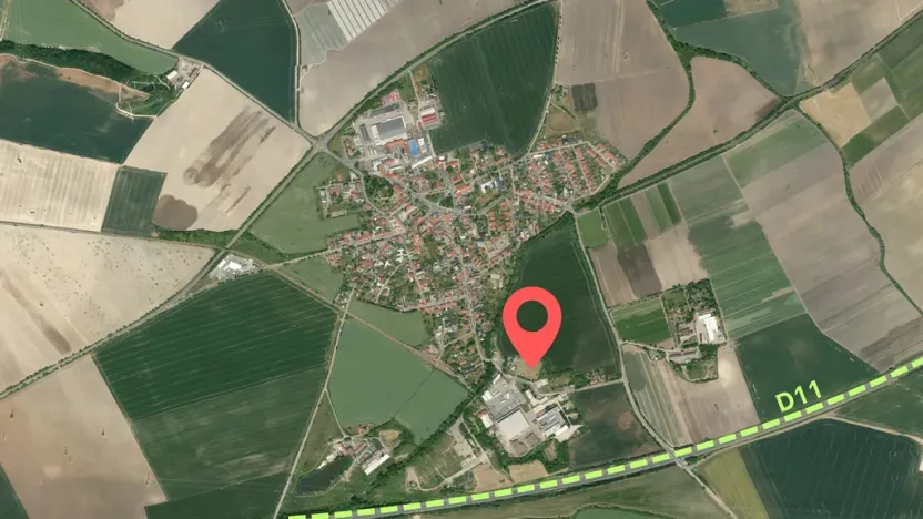 Prodej komerčního pozemku, Mochov, U Mrazíren, 6072 m2