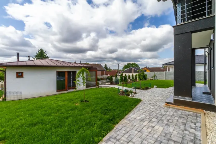 Prodej rodinného domu, Babice, Starobabická, 200 m2