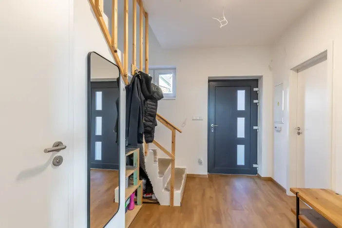 Prodej rodinného domu, Divišov, Na Malé Straně, 92 m2