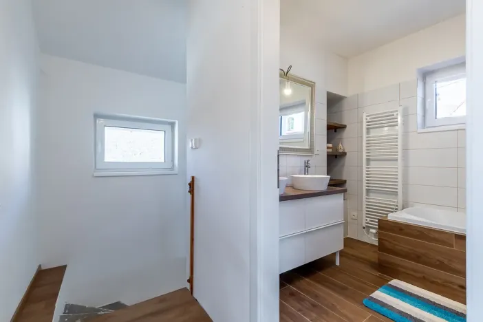 Prodej rodinného domu, Divišov, Na Malé Straně, 92 m2