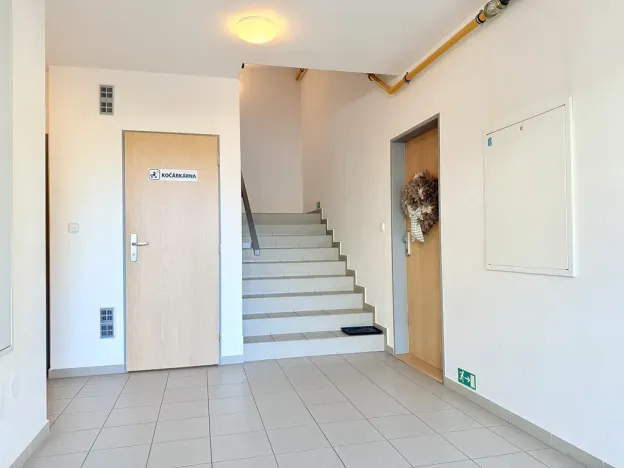 Prodej bytu 1+kk, Mukařov - Srbín, Šípková, 30 m2