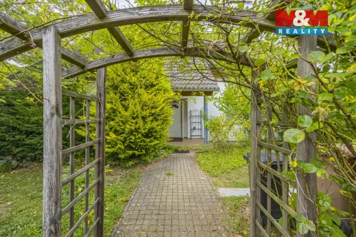 Prodej rodinného domu, Zdiby - Přemyšlení, U Mlejnku, 241 m2