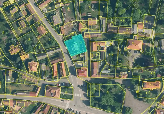 Dražba rodinného domu, Petrovice, 258 m2