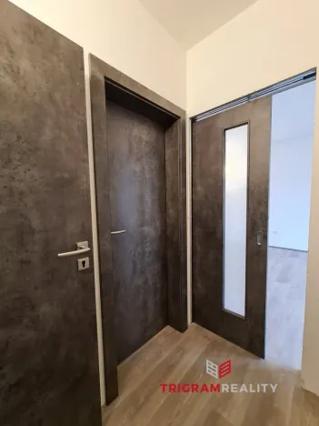 Pronájem bytu 1+kk, Hradec Králové - Pražské Předměstí, Želivského, 39 m2