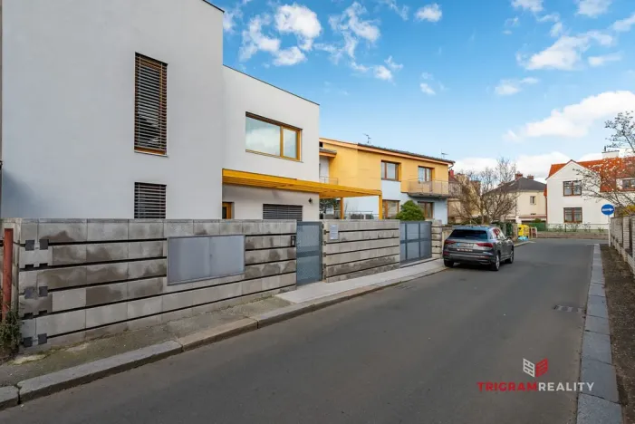 Pronájem bytu 1+kk, Hradec Králové - Pražské Předměstí, Želivského, 39 m2