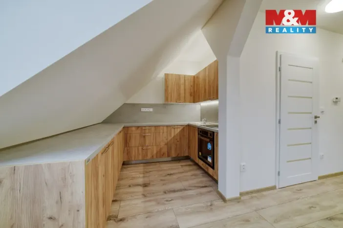 Prodej rodinného domu, Luby, Revoluční, 218 m2