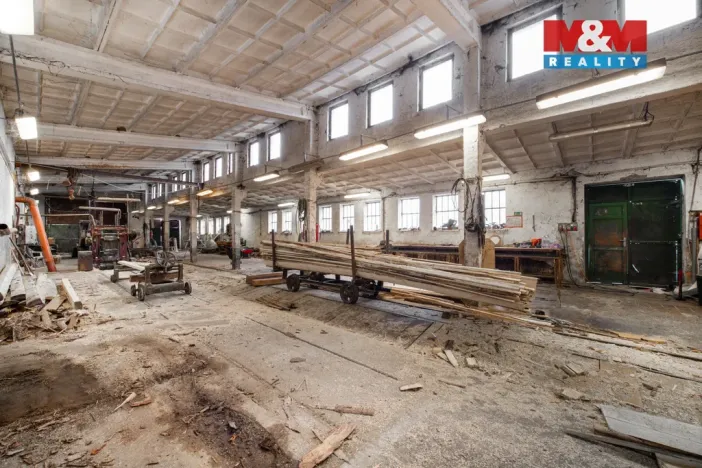 Prodej výrobních prostor, Bratrušov, 1152 m2
