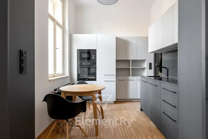 Pronájem bytu 1+1, Hradec Králové, Hradební, 40 m2