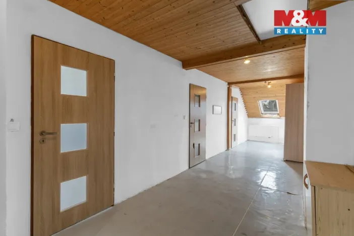 Prodej rodinného domu, Paskov, Komenského nábřeží, 215 m2