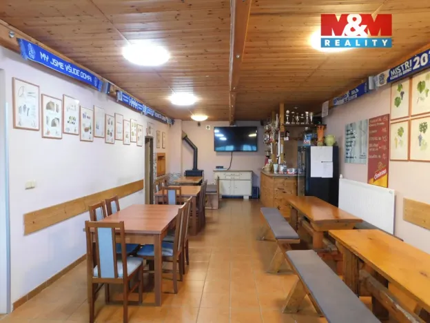 Prodej ubytování, Březí, Na štěrkách, 208 m2