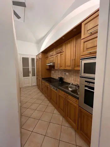 Pronájem bytu 1+1, Praha - Smíchov, Na Valentince, 44 m2