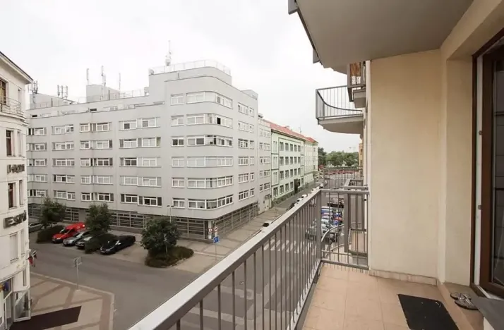 Pronájem bytu 2+kk, Praha - Libeň, Drahobejlova, 65 m2