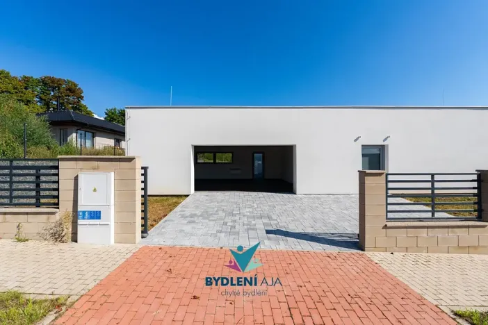 Prodej rodinného domu, Dubí, V Aleji, 206 m2