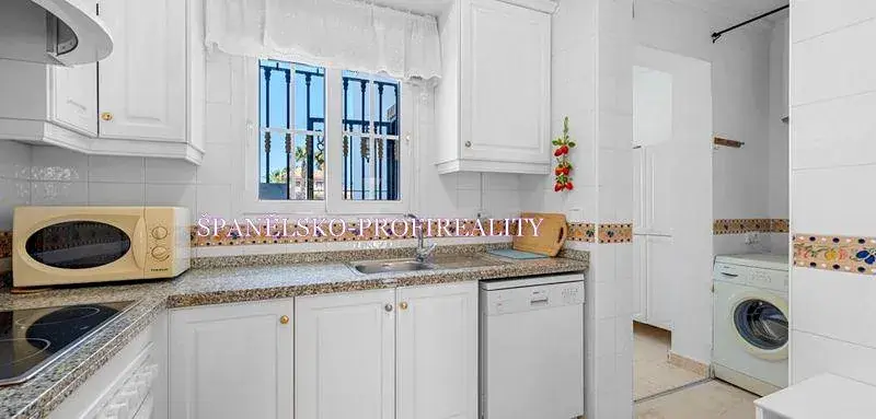 Prodej vily, Alicante, Španělsko, 87 m2