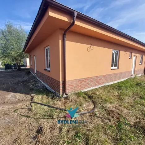 Prodej rodinného domu, Srbice, 180 m2