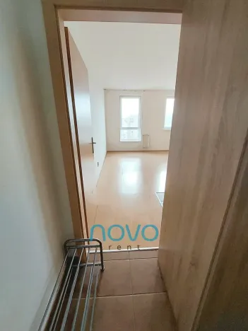 Pronájem bytu 2+kk, Praha - Letňany, Místecká, 45 m2