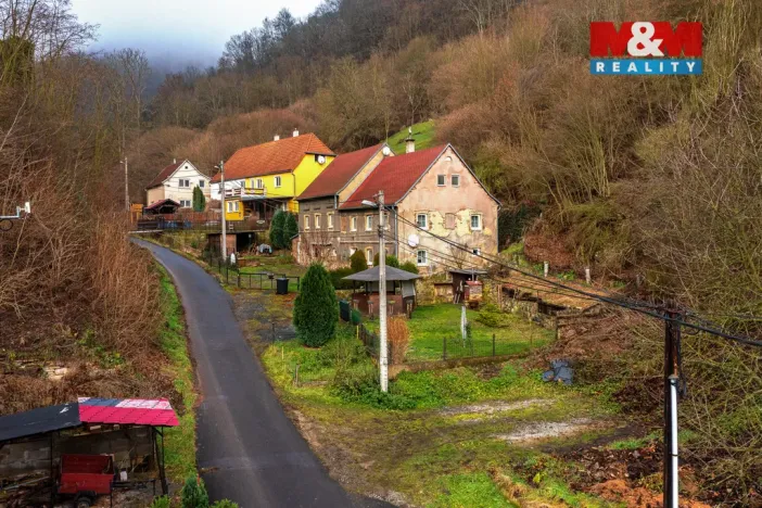 Prodej rodinného domu, Povrly - Roztoky, 202 m2