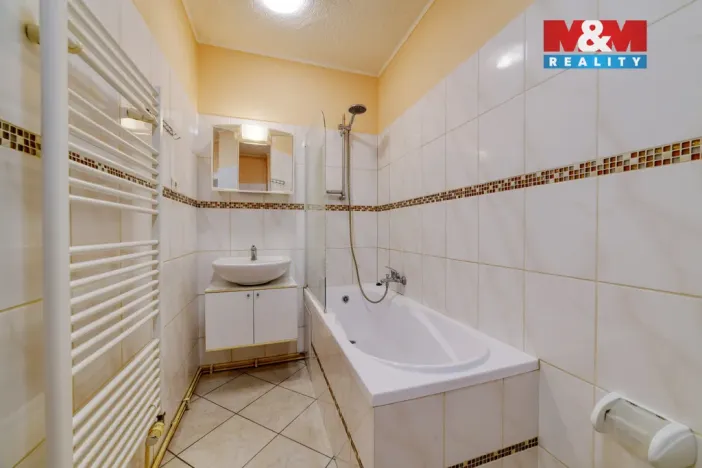 Prodej bytu 3+1, Aš, Kamenná, 61 m2