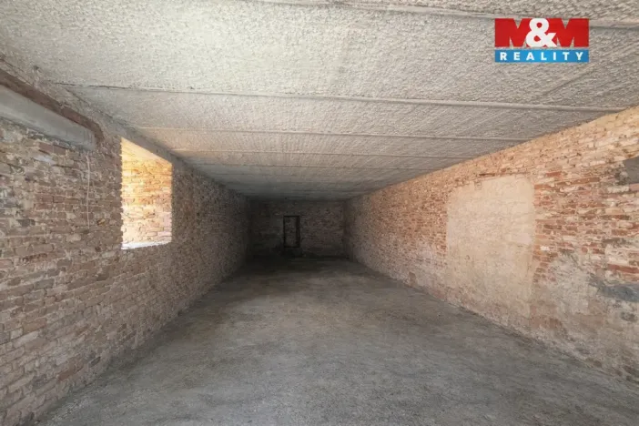 Prodej rodinného domu, Rovná, 1340 m2