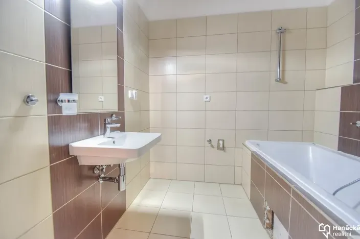 Pronájem bytu 3+kk, Olomouc, Jarmily Glazarové, 83 m2