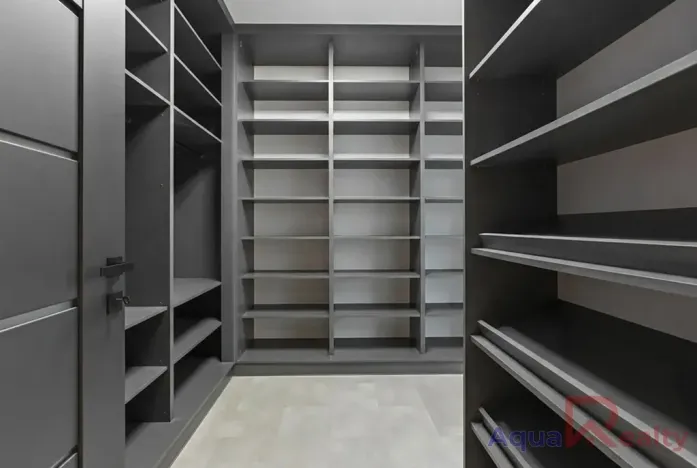 Prodej rodinného domu, Karlovy Vary, 180 m2