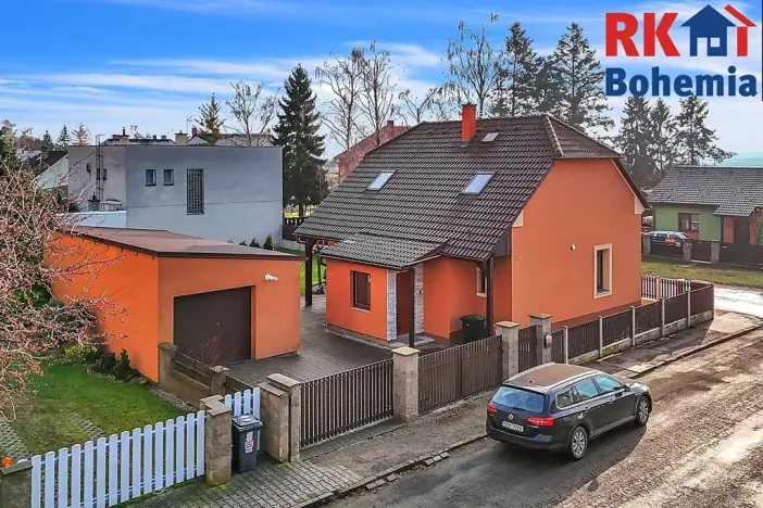 Prodej rodinného domu, Dobrovice, Československé armády, 210 m2